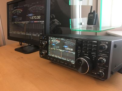 Icom IC-7610 & IC-R8600 to be Shown at National Hamfest 2017